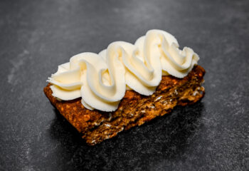 OATMEAL CREME PROTEIN PIE CAKE