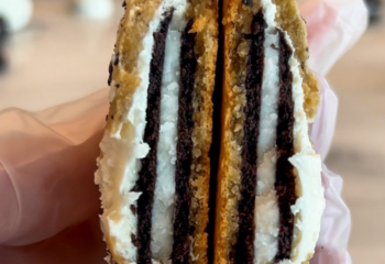DOUBLE STUFFED OREO HIGH PROTEIN COOKIE