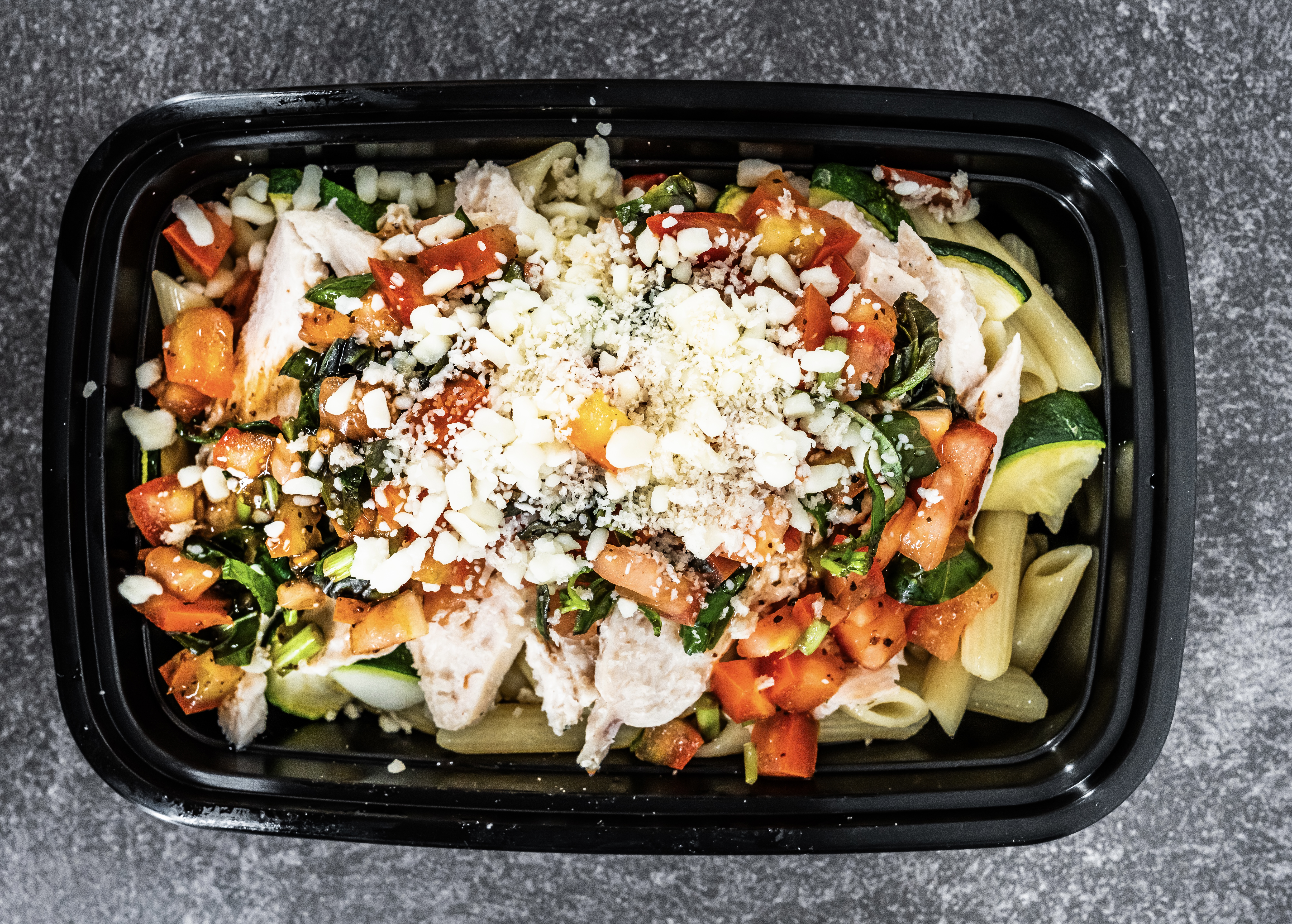 CHICKEN BRUSCHETTA PASTA