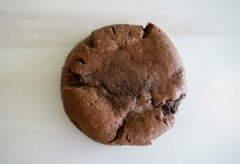 TRIPLE CHOCOLATE PROTEIN COOKIE