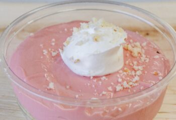STRAWBERRY SHORTCAKE PROTEIN PUDDING CUP